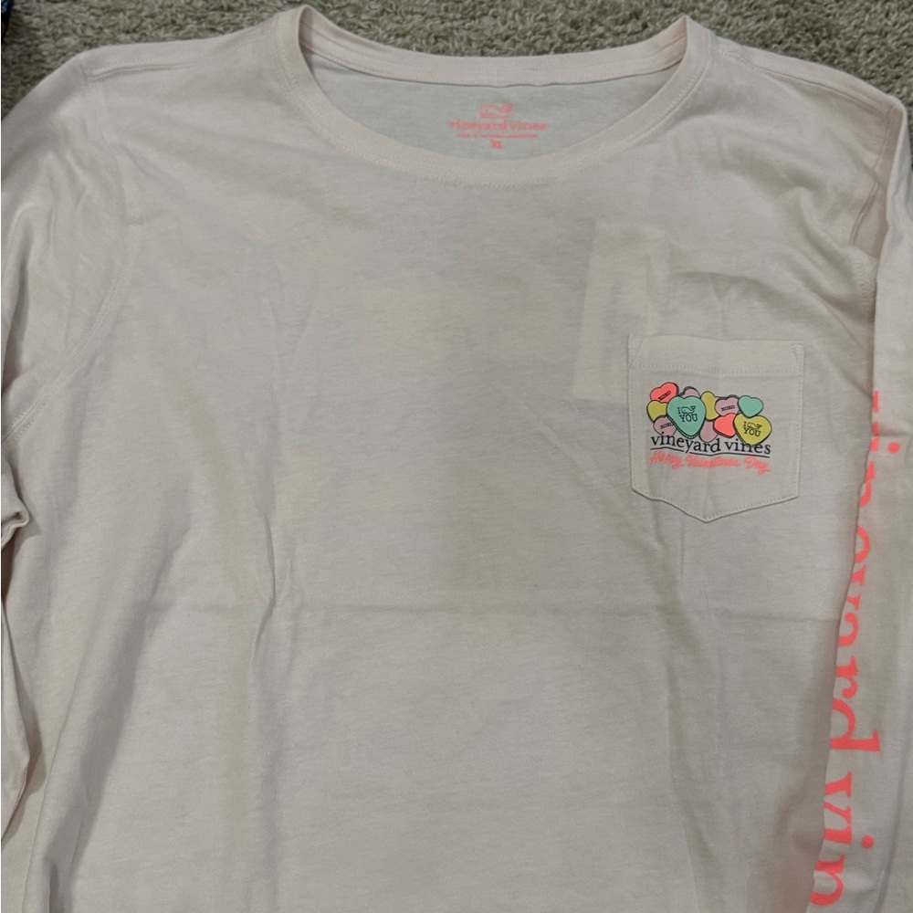 Vineyard Vines Cream Long Sleeve Tee with Colorful Pocket Design